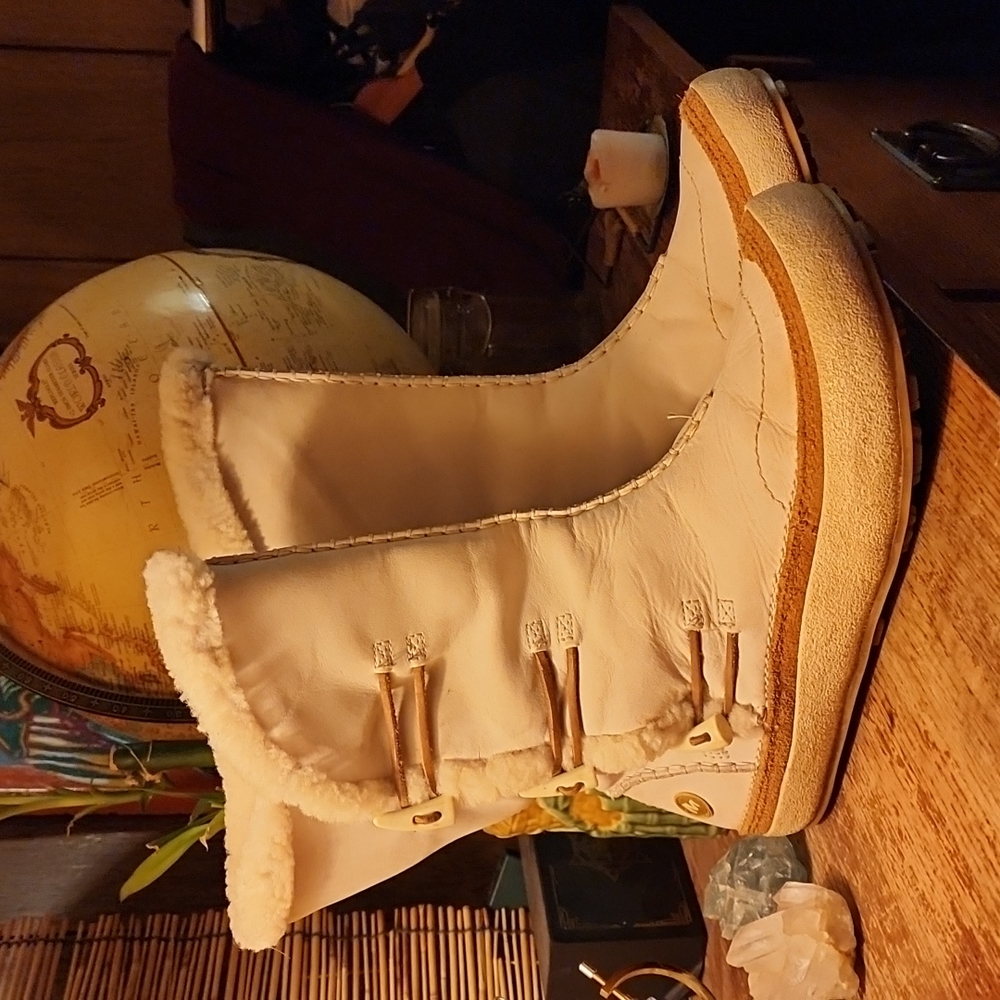 Merrell Boots, Kimodo Tibet High Oyster Size 9